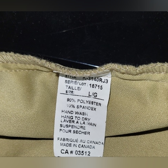 Vintage green lacey  top with spaghetti straps and sequins. - Picture 6 of 7